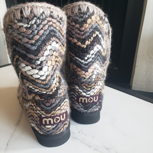 MOU boots - Picture 2 of 3
